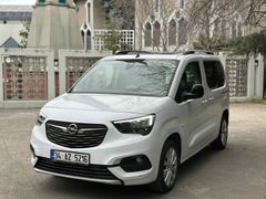 Opel Combo 1.5 D Ultimate 2023