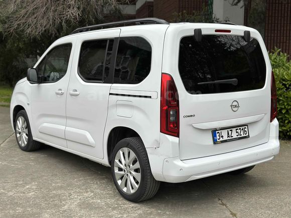 Opel Combo 1.5 D Ultimate 2023