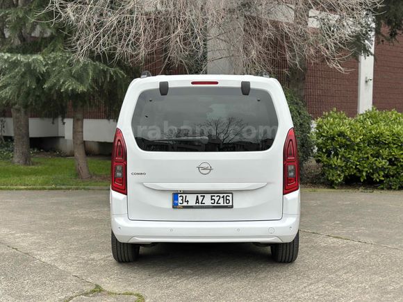 Opel Combo 1.5 D Ultimate 2023