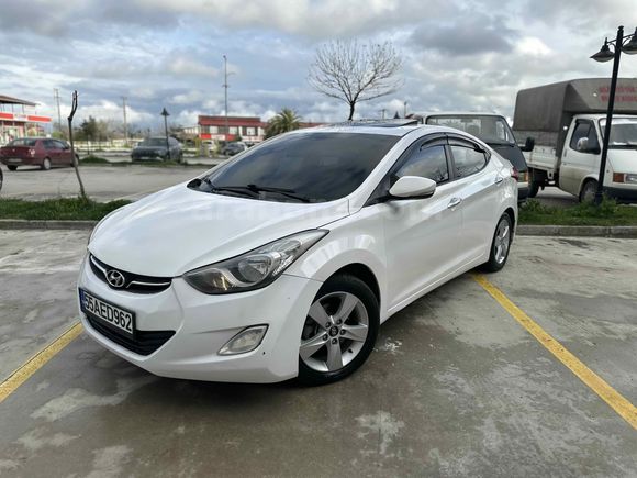 Sahibinden Hyundai Elantra 1.6 D-CVVT Tune 2013 Model 