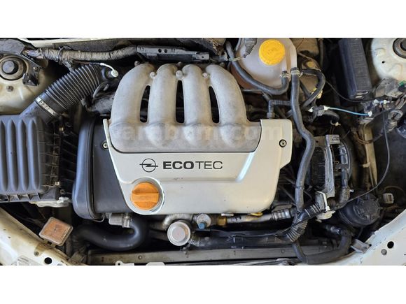OPEL CORSA 1.4 GLS 16.V 2000 MODEL (KLİMALI)