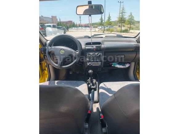 Klimalı Opel Corsa 1.4 Swing 1998 Model Isparta