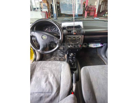Klimalı Opel Corsa 1.4 Swing 1998 Model Isparta