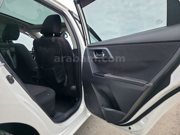 Sahibinden Toyota Auris 1.6 Advance Skypack 2013 Model 