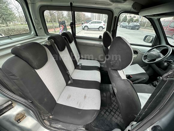 Galeriden Renault Kangoo 1.5 dCi Expression 2006 Model Kayseri