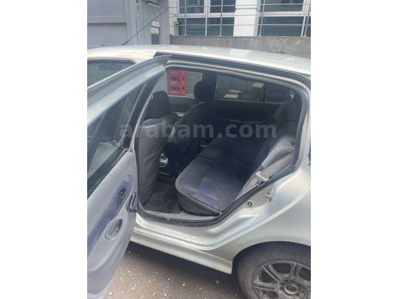 Sahibinden Renault Clio 1.4 RTA 2000 Model 