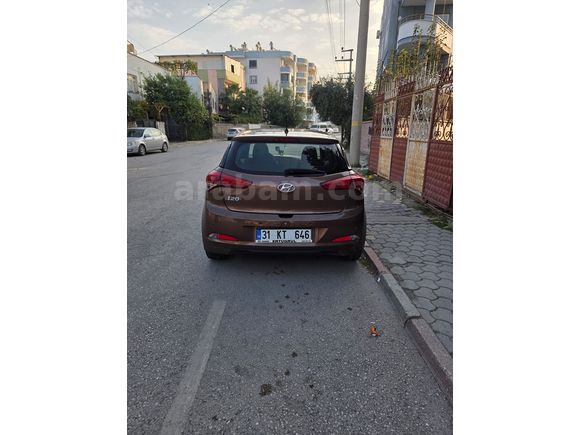 Sahibinden Hyundai i20 1.2 MPI Style 2014 Model 