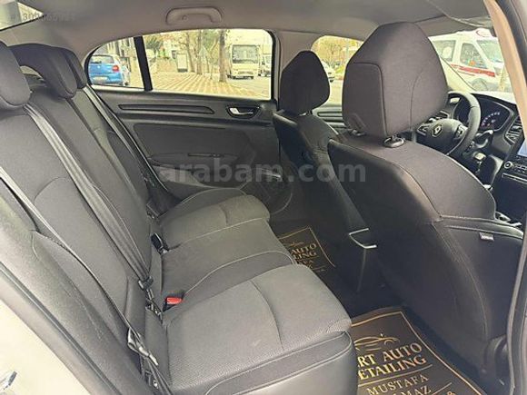 2019 MODEL MEGAN 4 JOY TESLA EKRANLI 127.000 BİNDE