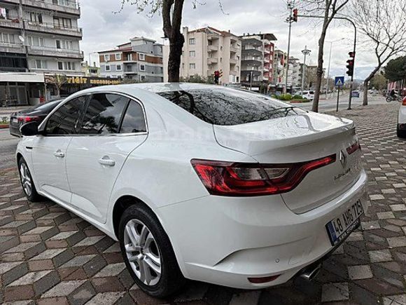 2019 MODEL MEGAN 4 JOY TESLA EKRANLI 127.000 BİNDE