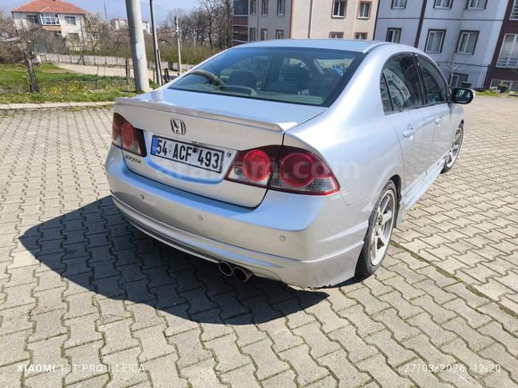 Sahibinden Honda Civic 1.6i VTEC Dream 2006 Model