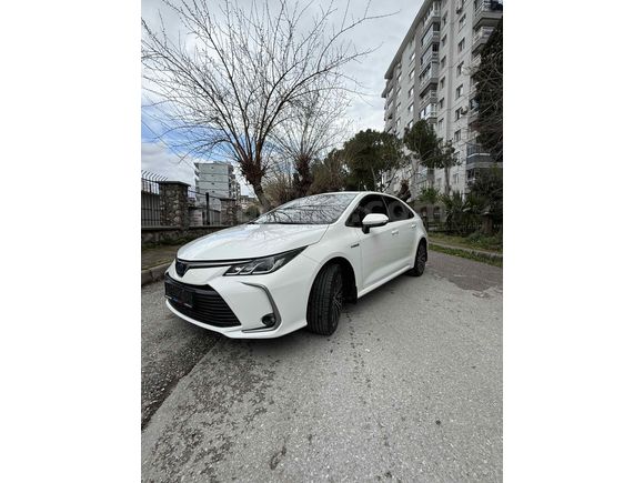Sahibinden Toyota Corolla 1.8 Hybrid Flame X-Pack 2019 Model 