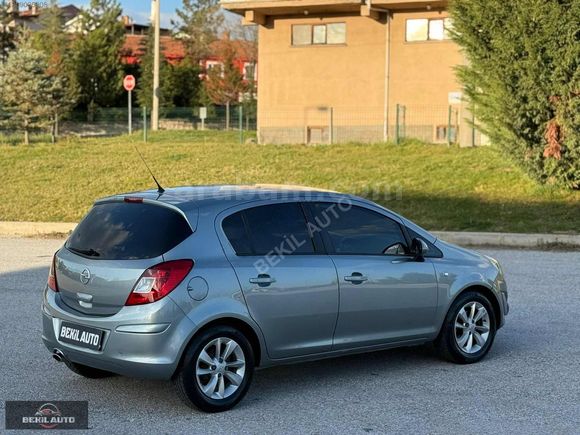 ** OPEL CORSA 2014 MODEL 106.000 KM HATASIZ**