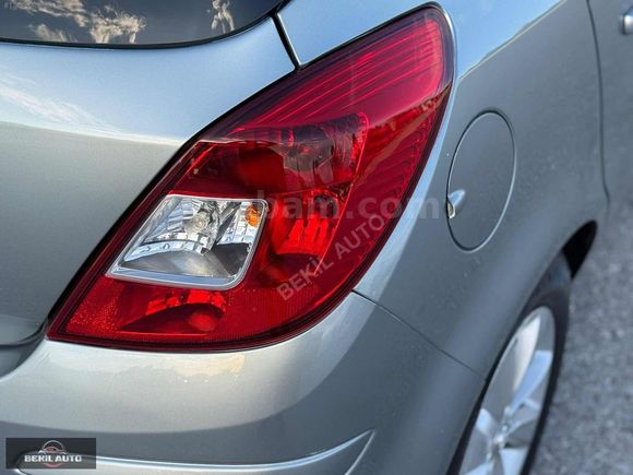 ** OPEL CORSA 2014 MODEL 106.000 KM HATASIZ**