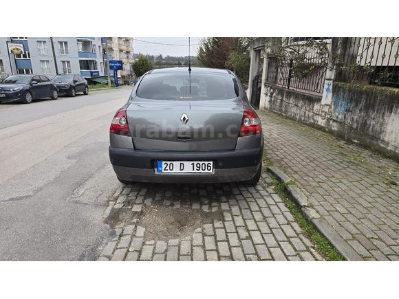 Sahibinden Renault Megane 1.5 dCi Dynamique 2006 Model  208.000 km Gri