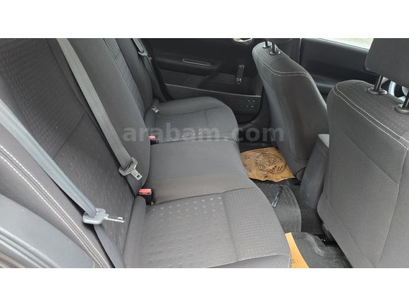 Sahibinden Renault Megane 1.5 dCi Dynamique 2006 Model  208.000 km Gri