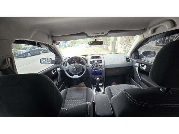 Sahibinden Renault Megane 1.5 dCi Dynamique 2006 Model  208.000 km Gri