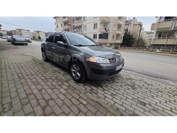 Sahibinden Renault Megane 1.5 dCi Dynamique 2006 Model  208.000 km Gri