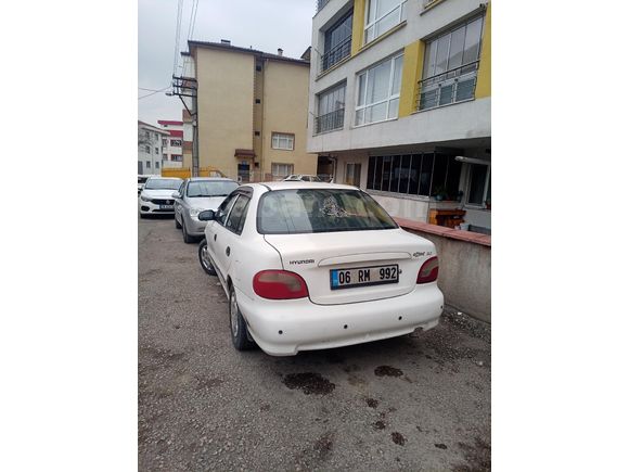 Sahibinden Hyundai Accent 1.5 1.5i GLS 2000 Model