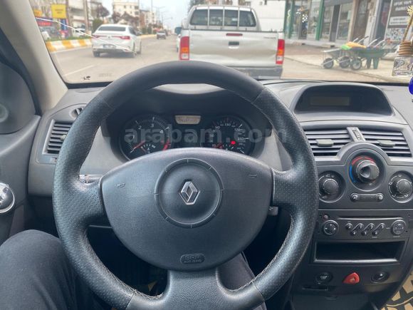 Sahibinden Renault Megane 1.5 dCi Authentique 2007 Model  209.000 km Gri