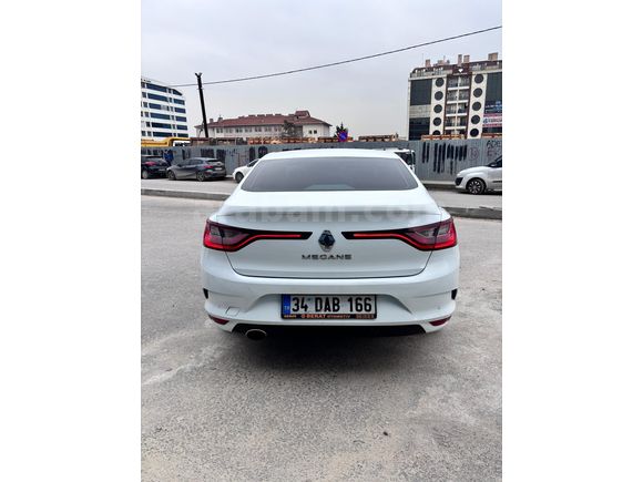Sahibinden Renault Megane 1.5 Blue DCI Touch 2020 Model