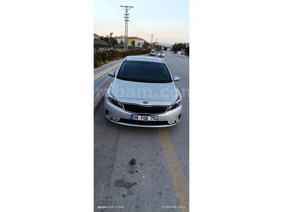 Sahibinden Kia Cerato 1.6 CRDi Concept Plus 2016 Model