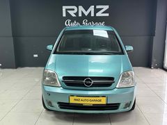 RMZ AUTO GARAGE'DAN: AİLE KONFORUNDA 2004 OPEL MERIVA 1.6 ENJOY