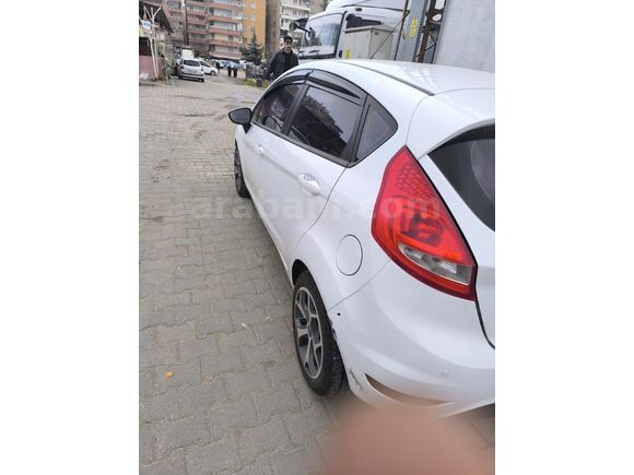 Sahibinden Ford Fiesta 1.25 My 2011 Model