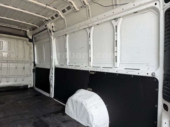 AKTİF den 2015 PEUGEOT BOXER 2.2 HDI 15m3 120HP PANELVAN BAKIMLI