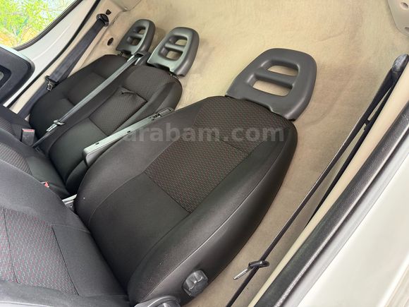 AKTİF den 2015 PEUGEOT BOXER 2.2 HDI 15m3 120HP PANELVAN BAKIMLI