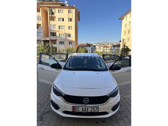 Sahibinden Fiat Egea 1.4 Fire Easy 2019 Model  83.000km Beyaz