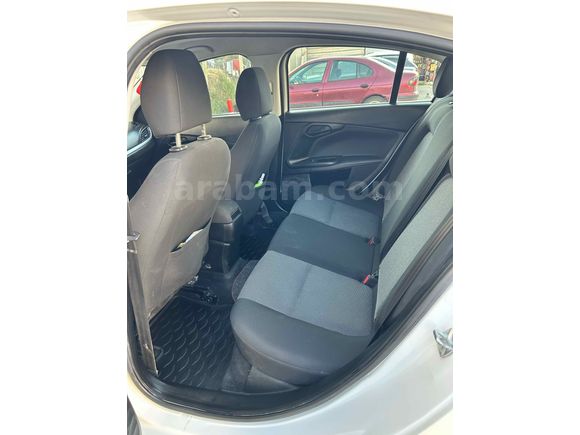 Sahibinden Fiat Egea 1.4 Fire Easy 2019 Model  83.000km Beyaz