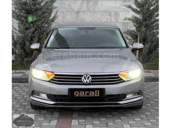 Garajj'dan Değişensiz Bakımlı B8 PASSAT 1.6TDI DSG