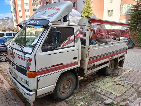 Sahibinden Isuzu Trooper 2.5 1994 Model