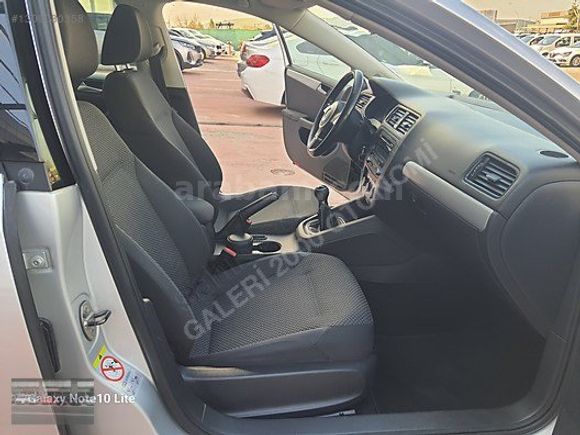 2011 VW JETTA 1,6 TDİ TRENDLİNE MASRAFSIZ