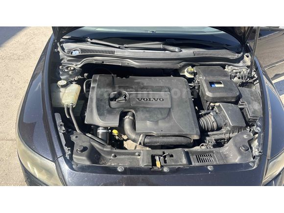 Fiyat düştü Volvo S40 1.6 D
 