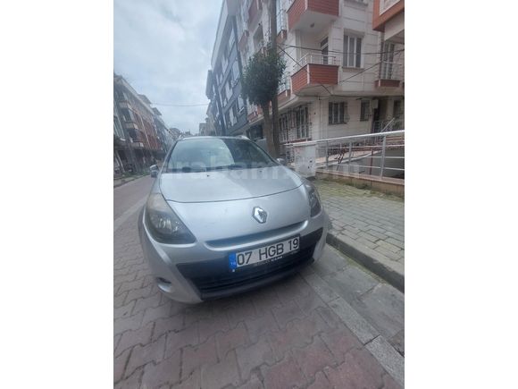 Sahibinden Renault Clio 1.2 Grandtour Night & Day 2012 Model