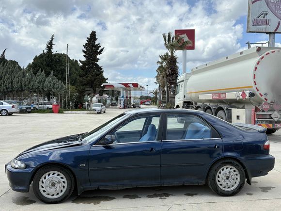 Sahibinden  1.6 si aciliyeti var 