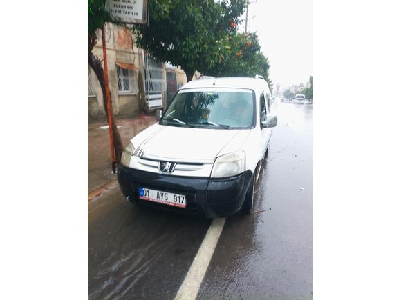 Sahibinden Peugeot Partner 1.9 D 2009 Model