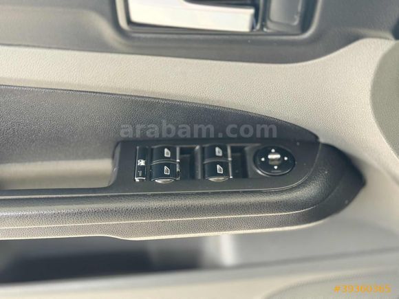 ATN'DEN TERTEMİZ 2009 MODEL COLLECTİON FORD FOCUS MAKYAJLI KASA