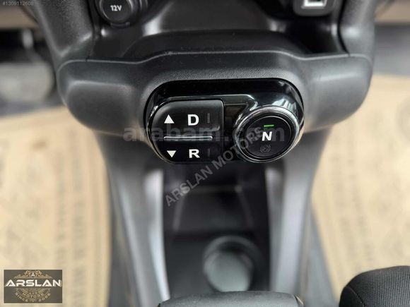 HATASIZ 2015 CİTROEN C4 CACTUS 1.6 E-HDI SHİNE CAM TAVAN