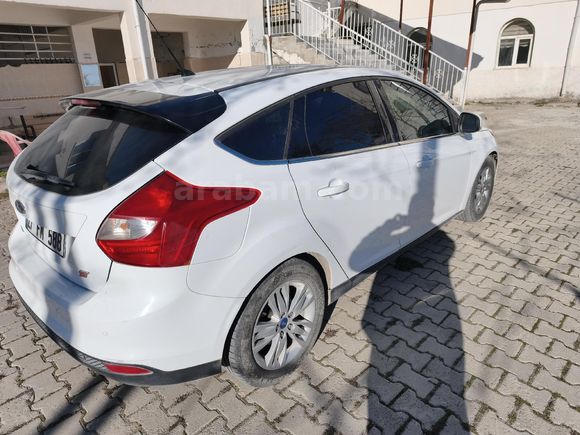 Sahibinden Ford Focus 1.6 Ti-VCT Trend X 2014 Model   Beyaz