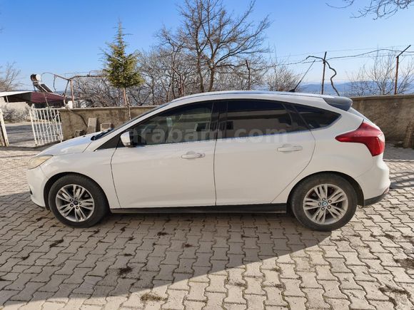 Sahibinden Ford Focus 1.6 Ti-VCT Trend X 2014 Model   Beyaz