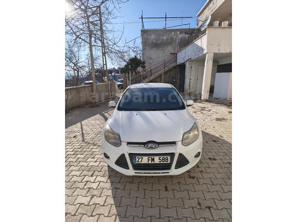 Sahibinden Ford Focus 1.6 Ti-VCT Trend X 2014 Model   Beyaz
