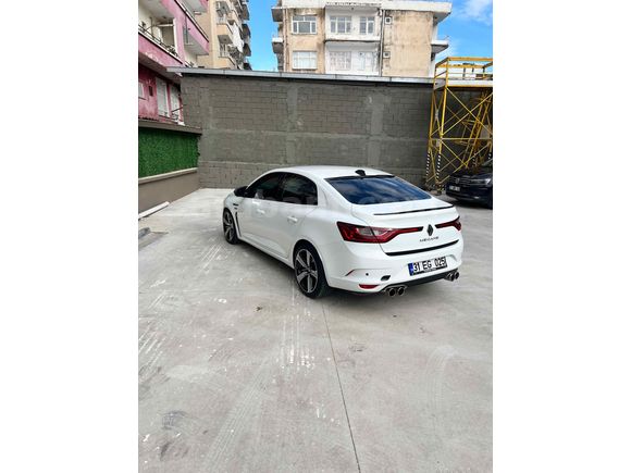 Sahibinden Renault Megane 1.3 TCe Joy Comfort 2021 Model  95.000 km Beyaz