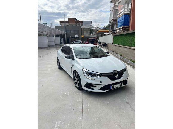Sahibinden Renault Megane 1.3 TCe Joy Comfort 2021 Model  95.000 km Beyaz