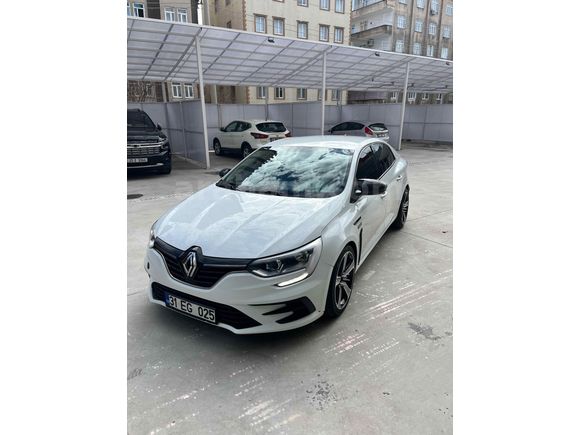 Sahibinden Renault Megane 1.3 TCe Joy Comfort 2021 Model  95.000 km Beyaz