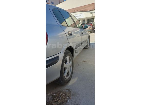 Sahibinden Nissan Almera 1.5 Luxury 2000 Model