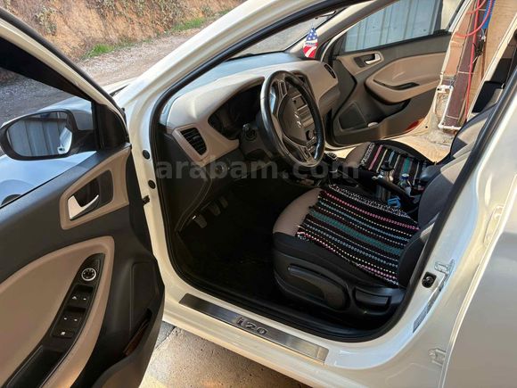 Sahibinden Hyundai i20 1.4 CRDi Style 2016 Model 