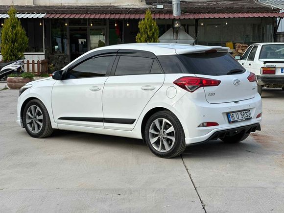 Sahibinden Hyundai i20 1.4 CRDi Style 2016 Model 