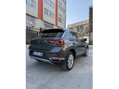 Sahibinden Volkswagen T-Roc 1.5 TSI Style 2025 Model boyasız çiziksiz nokta hata yok